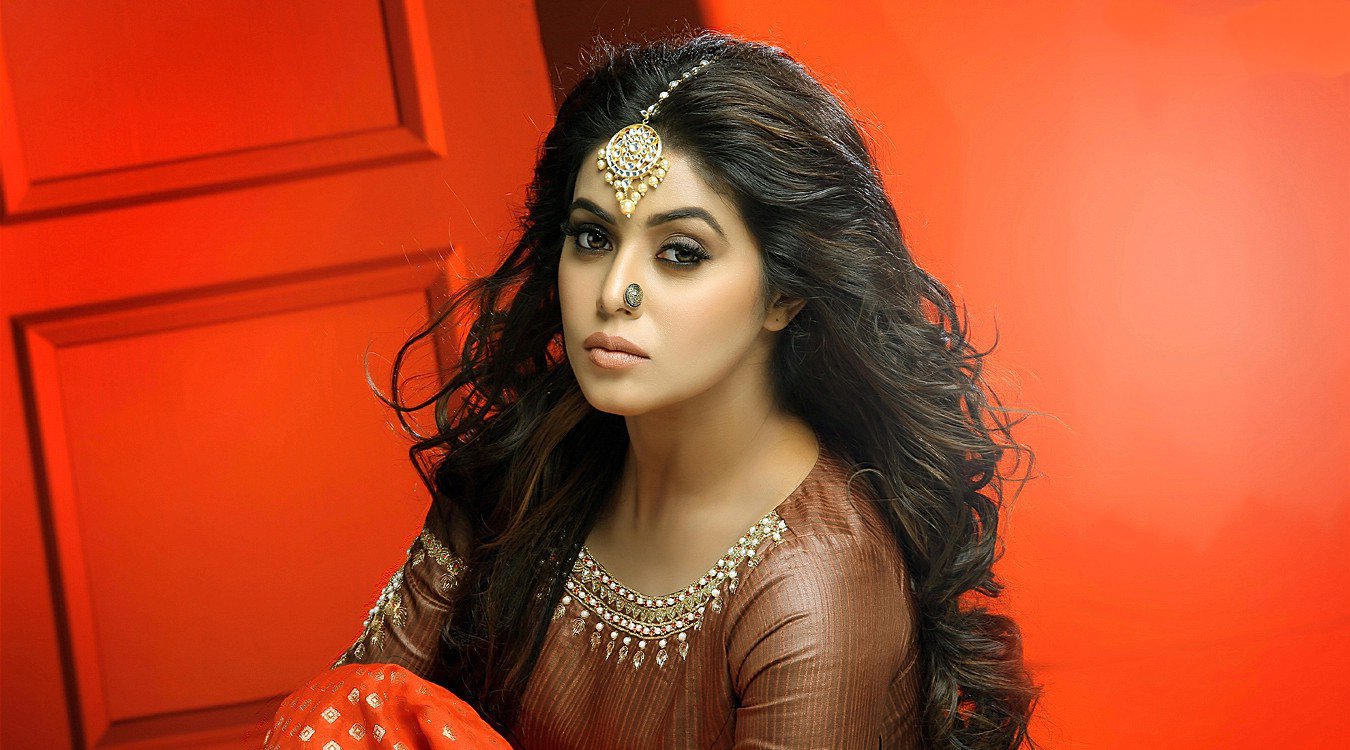 Poorna aka. Shamna Kasim