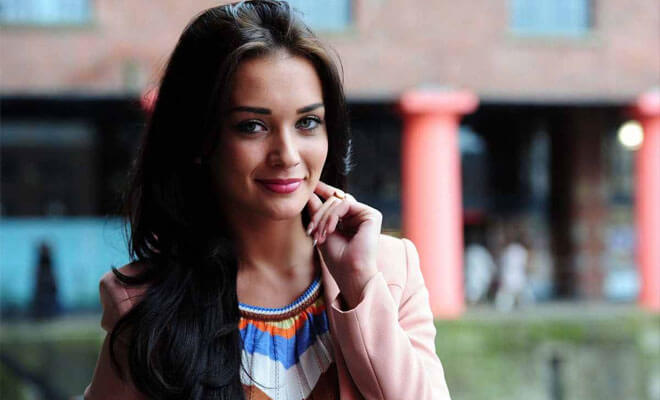Amy Jackson Announcess Her Pregnancy Ahead of her Marriage