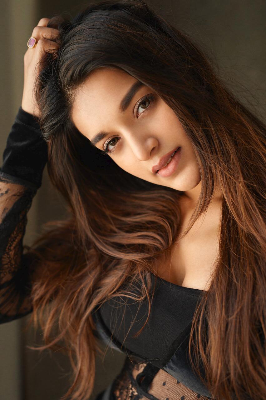 Nidhhi Agerwal