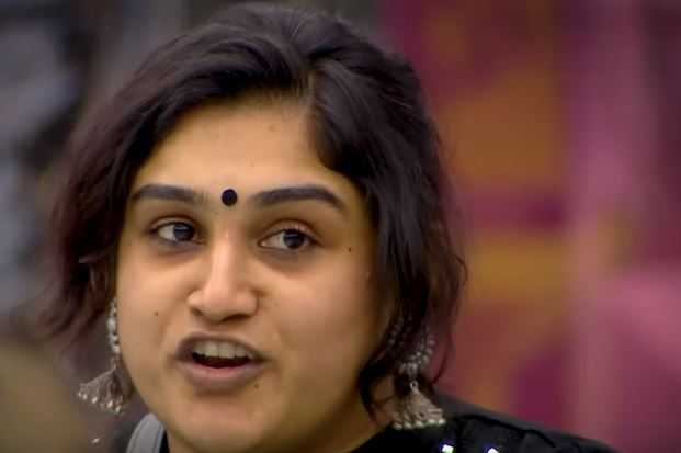 Vanitha And Sakshi Fight In Bigboss For Pongal 