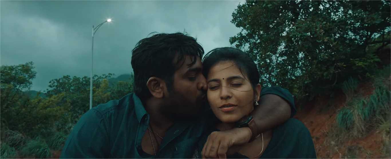 Sindhubaadh Unnala Thaan Video Song Vijay Sethupathi Anjali 