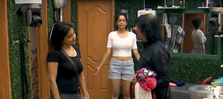 Meera Mithun Trolled Brutually By Housemates 