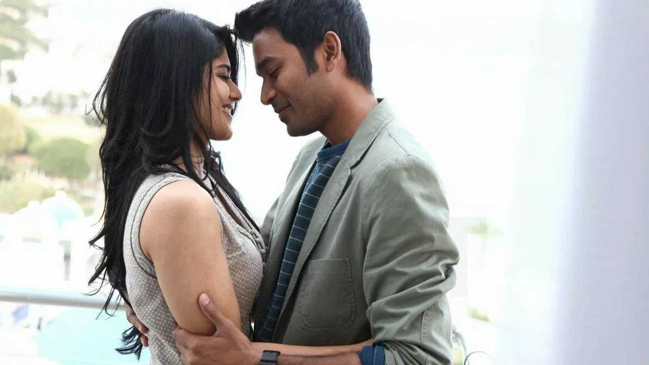 Ennai Nokki Paayum Thotta still