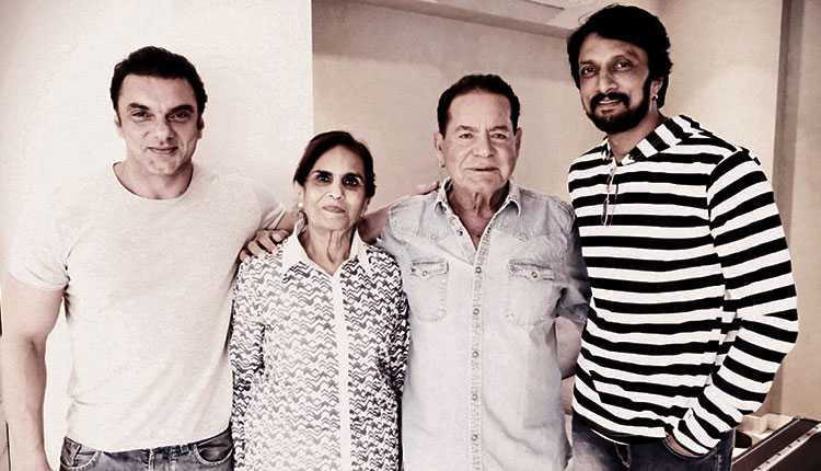 Kichcha Sudeep with Arbaaz Khand and his parents