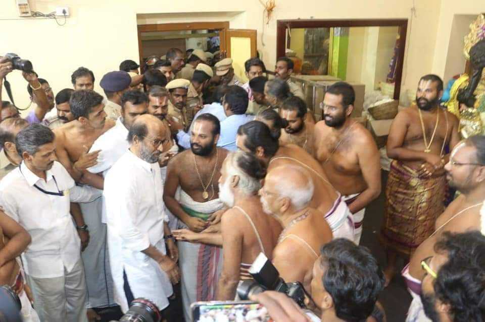 Rajinikanth and temple priests
