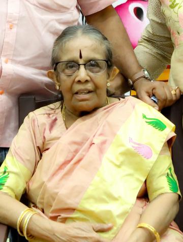 Ajith manager PRO Suresh Chandra mother Sathyavathy Sudarshan
