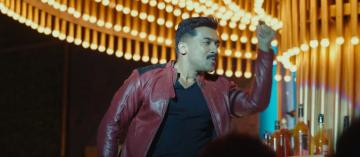 Kaappaan Suriya Sayyeshaa Hey Amigo song Kaappaan Suriya <a href='/wikipages/sayyeshaa/' target='_blank'>Sayyeshaa</a> <a href='/wikipages/hey-amigo/' target='_blank'>Hey Amigo</a> song