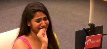 Losliya Crying After Seeing Her Dad 