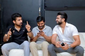 Agni Siragugal Tamil movie Arun Vijay Shalini Pandey Vijay Antony