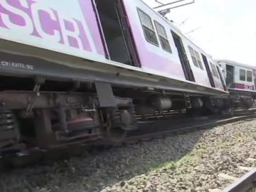 Kongu express train accidentt in Hyderabad 
