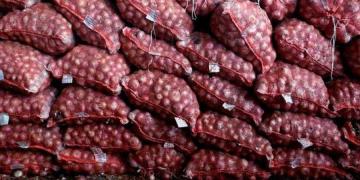 kolkata Onion Theft West Bengal 