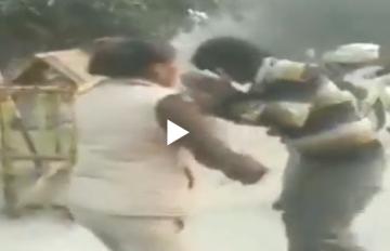 Uttar Pradesh policewomen thrash youths for eve teasing schoolgirls