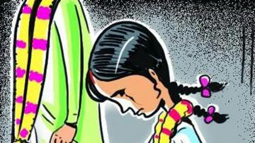 Dindigul couple arrested child marriage 15000 rupees Tamil Nadu