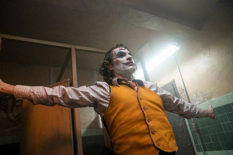 Oscars 2020 Joaquin Phoenix wins Best Actor Award for Joker Arthur Fleck DC Comics 92nd Academy Awards
