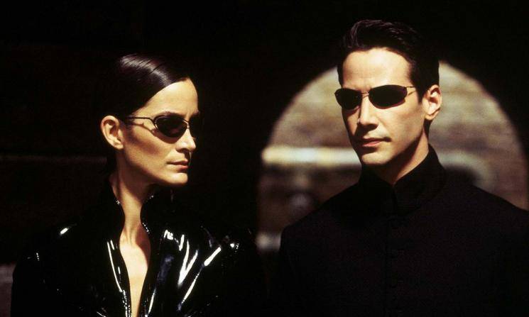 Keanu Reeves The Matrix 4 shooting spot videos go viral Carrie-Anne Moss