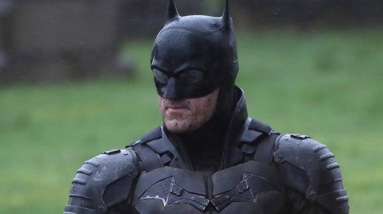 Robert Pattinson Batman shooting spot photos and videos go viral Matt Reeves