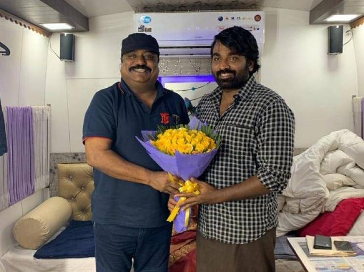 Master producer meets Thalapathy Vijay Sethupathi at shooting spot