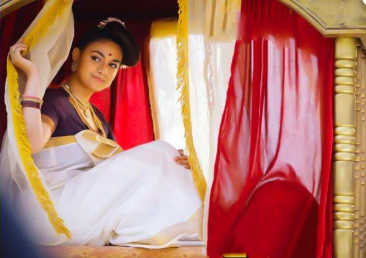 Keerthy Suresh traditional look in Marakkar Arabikadalinte Simham