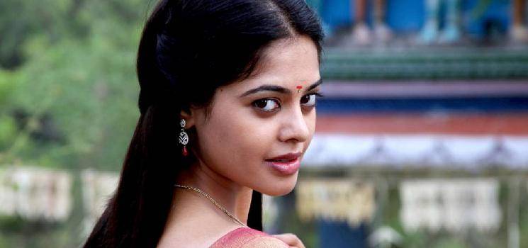 bindhu madhavi