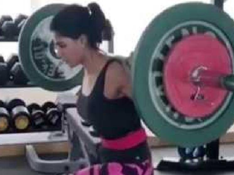 Samantha lifts 100 Kgs deadweight video goes viral