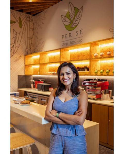 Nerkonda Paarvai Shraddha Srinath launches cafe restaurant