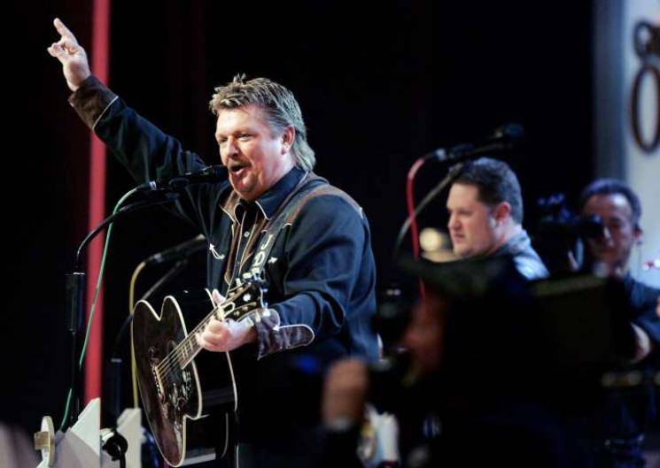 Country Singer Joe Diffie dies two days positive coronavirus