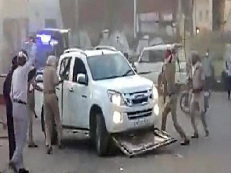 Nihang Group attacks Policemen in Punjab Patiala cuts off hand