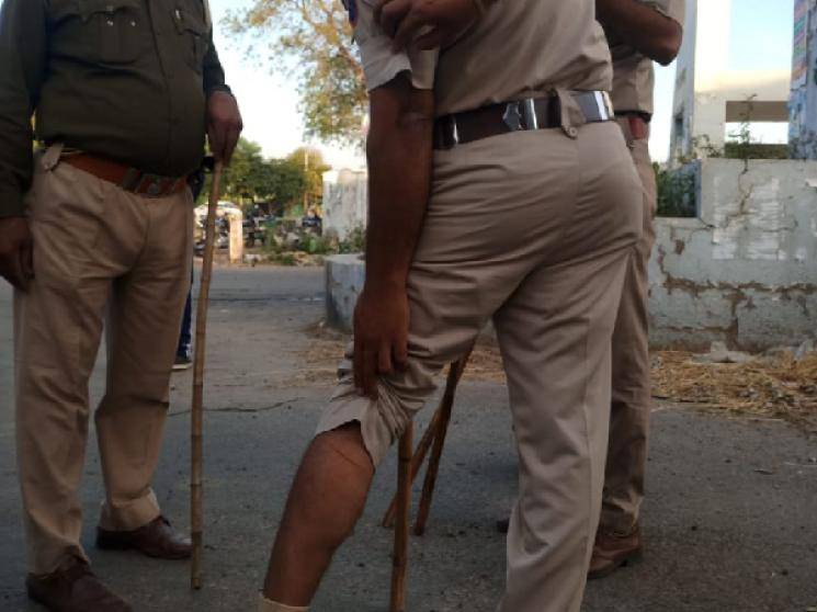 Nihang Group attacks Policemen in Punjab Patiala cuts off hand