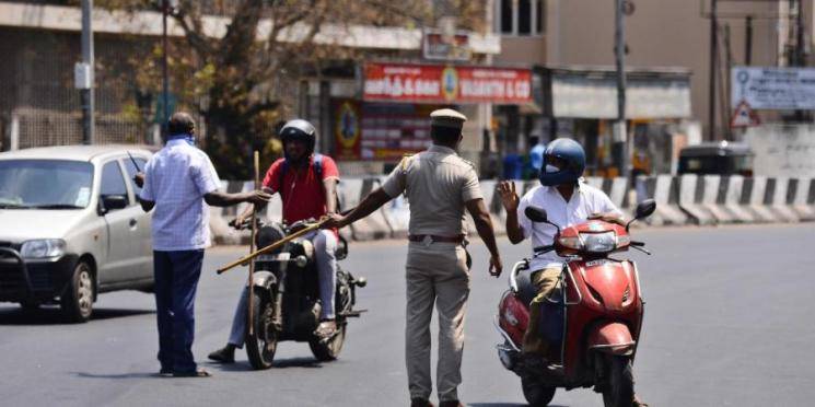 Coronavirus Chennai Police block short cuts lockdown violators