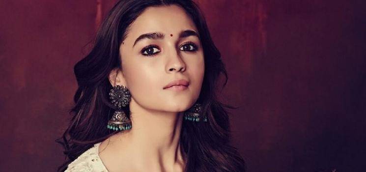 Rajamouli reveals the reason behind choosing Alia Bhatt for RRR! 