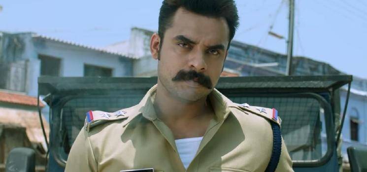 Tovino's Minnal Murali movie sets destroyed by a group of racialists - shocking incident!