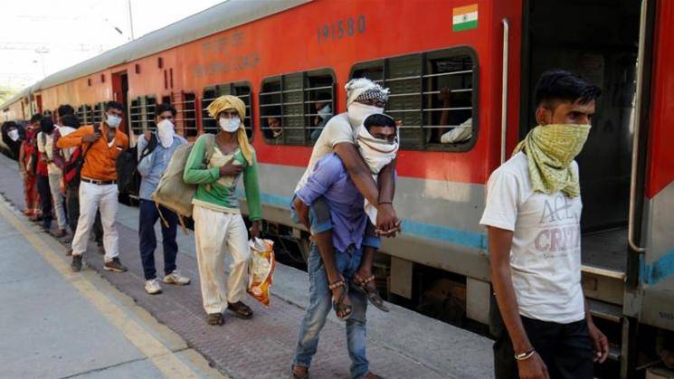 No travel expenses for migrants; states and railways to pay for food: Supreme Court