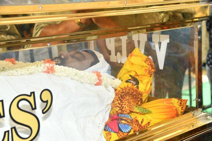 Chiranjeevi Sarja's funeral photos | Sad and heart-wrenching scenes