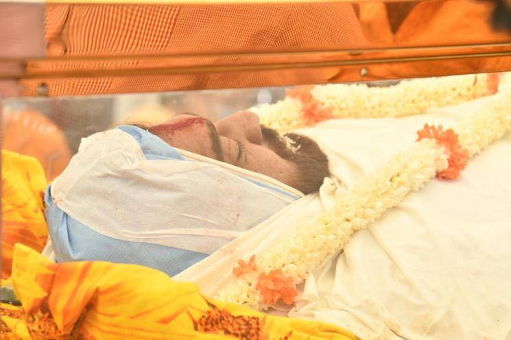 Chiranjeevi Sarja's funeral photos | Sad and heart-wrenching scenes