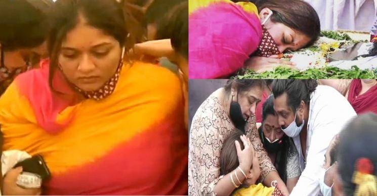 Heartbreaking video of Meghana Raj from her husband's funeral | Chiranjeevi Sarja