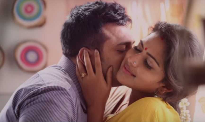 Actress Amala Paul Super Hit Movie Goes To Bollywood Full Details Here