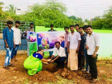 Vijay Fans Plant Sapling on Birthday of Abdul Kalam