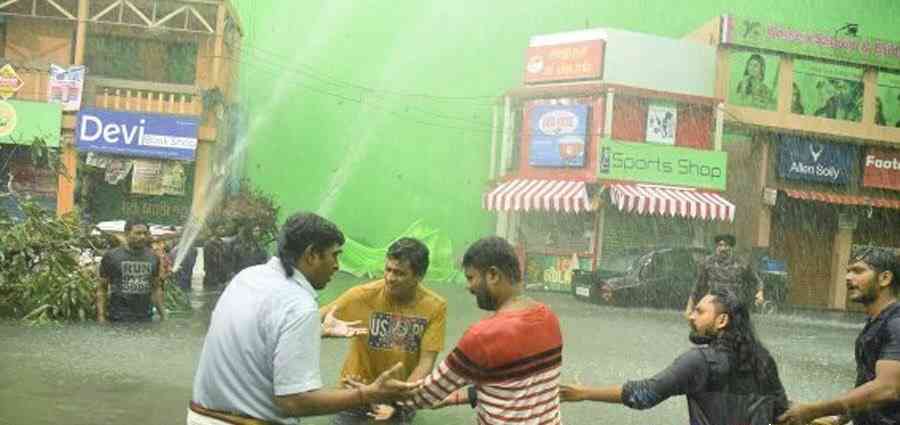 Jayam Ravi Comali Chennai Floods Set Recreated
