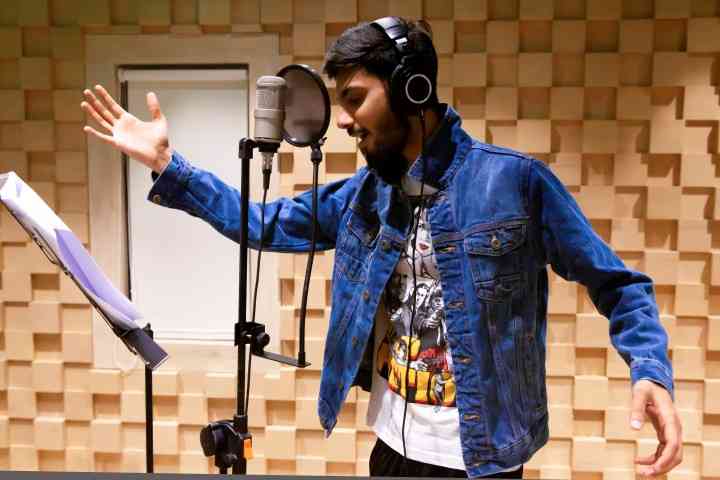 Sixer Anirudh Song