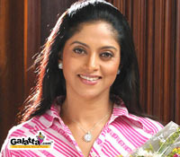 Nadhiya in Mysskin film Nadhiya in Mysskin film