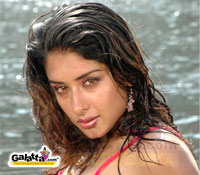 Samiksha’s dedication to Kollywood Samiksha’s dedication to Kollywood