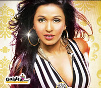 Smita Interview: Galatta.com Exclusive Smita Interview: Galatta.com Exclusive