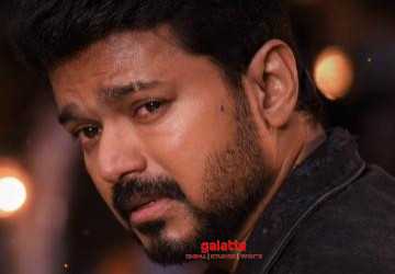 பிகில் படத்தின் உணர்ச்சிப்பூர்வமான பாடல் வெளியீடு ! - Tamil Movie Cinema News பிகில் படத்தின் உணர்ச்சிப்பூர்வமான பாடல் வெளியீடு ! - Tamil Movie Cinema News