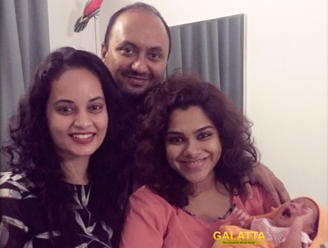It's a baby girl for Kadhal Sandhya It's a baby girl for Kadhal Sandhya