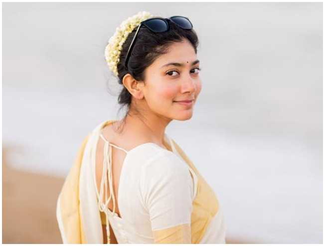 Sai Pallavi's mass one word reply about 'Thalapathy' Vijay  - Tamil Cinema News