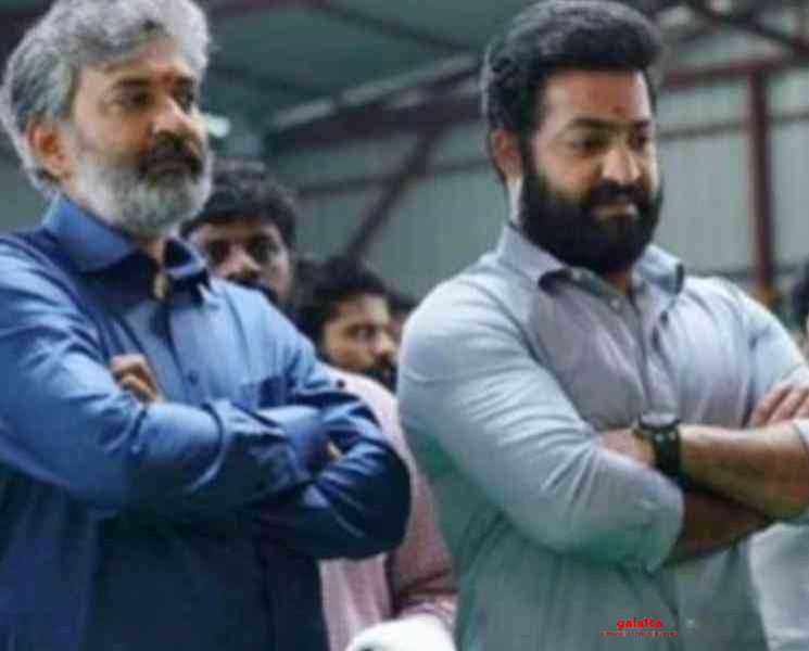 Jr.NTR ரசிகர்களிடம் வருத்தம் தெரிவித்த RRR படக்குழு ! - Tamil Movie Cinema News Jr.NTR ரசிகர்களிடம் வருத்தம் தெரிவித்த RRR படக்குழு ! - Tamil Movie Cinema News