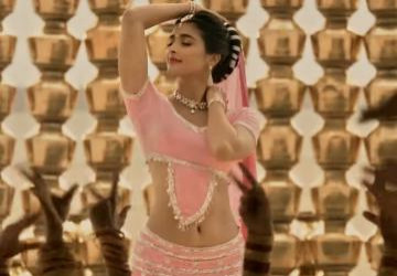 ஜிகர்தண்டா ரீமேக்கில் பூஜா ஹெக்டேவின் பாடல் ப்ரோமோ ! - Tamil Movie Cinema News ஜிகர்தண்டா ரீமேக்கில் பூஜா ஹெக்டேவின் பாடல் ப்ரோமோ ! - Tamil Movie Cinema News