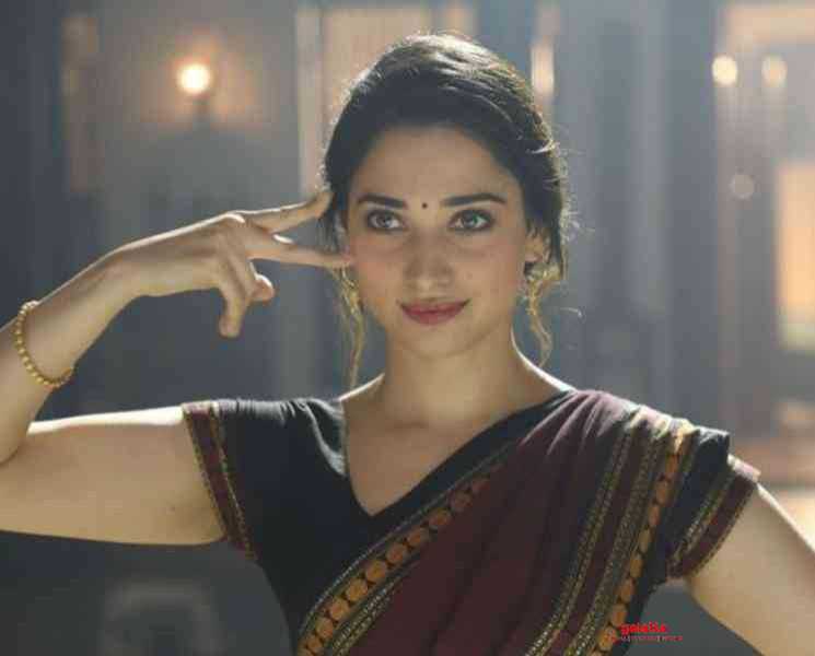 கொரோனா பாதிப்பு : உதவித்தொகை வழங்கிய தமன்னா ! - Tamil Movie Cinema News கொரோனா பாதிப்பு : உதவித்தொகை வழங்கிய தமன்னா ! - Tamil Movie Cinema News