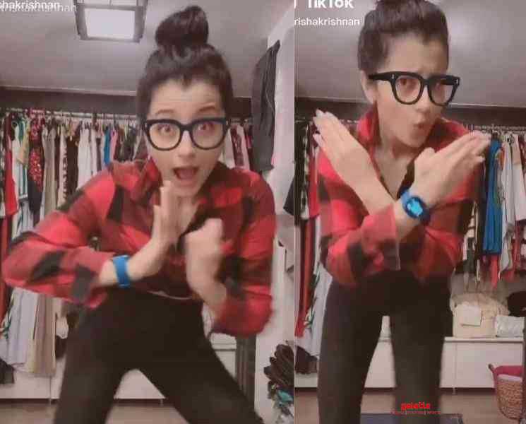 இணையத்தை கலக்கும் த்ரிஷாவின் டிக்டாக் வீடியோ ! - Tamil Movie Cinema News இணையத்தை கலக்கும் த்ரிஷாவின் டிக்டாக் வீடியோ ! - Tamil Movie Cinema News
