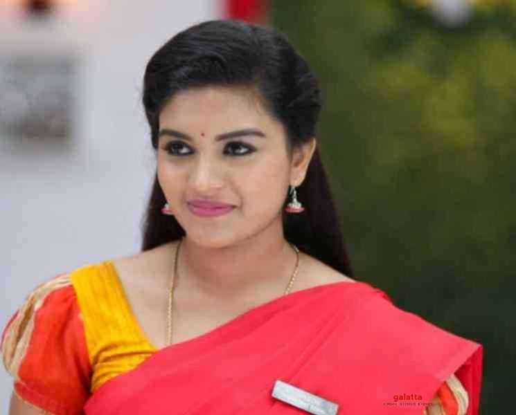 இணையத்தை கலக்கும் ஷாபனாவின் பிகில் டிக்டாக் ! - Tamil Movie Cinema News இணையத்தை கலக்கும் ஷாபனாவின் பிகில் டிக்டாக் ! - Tamil Movie Cinema News